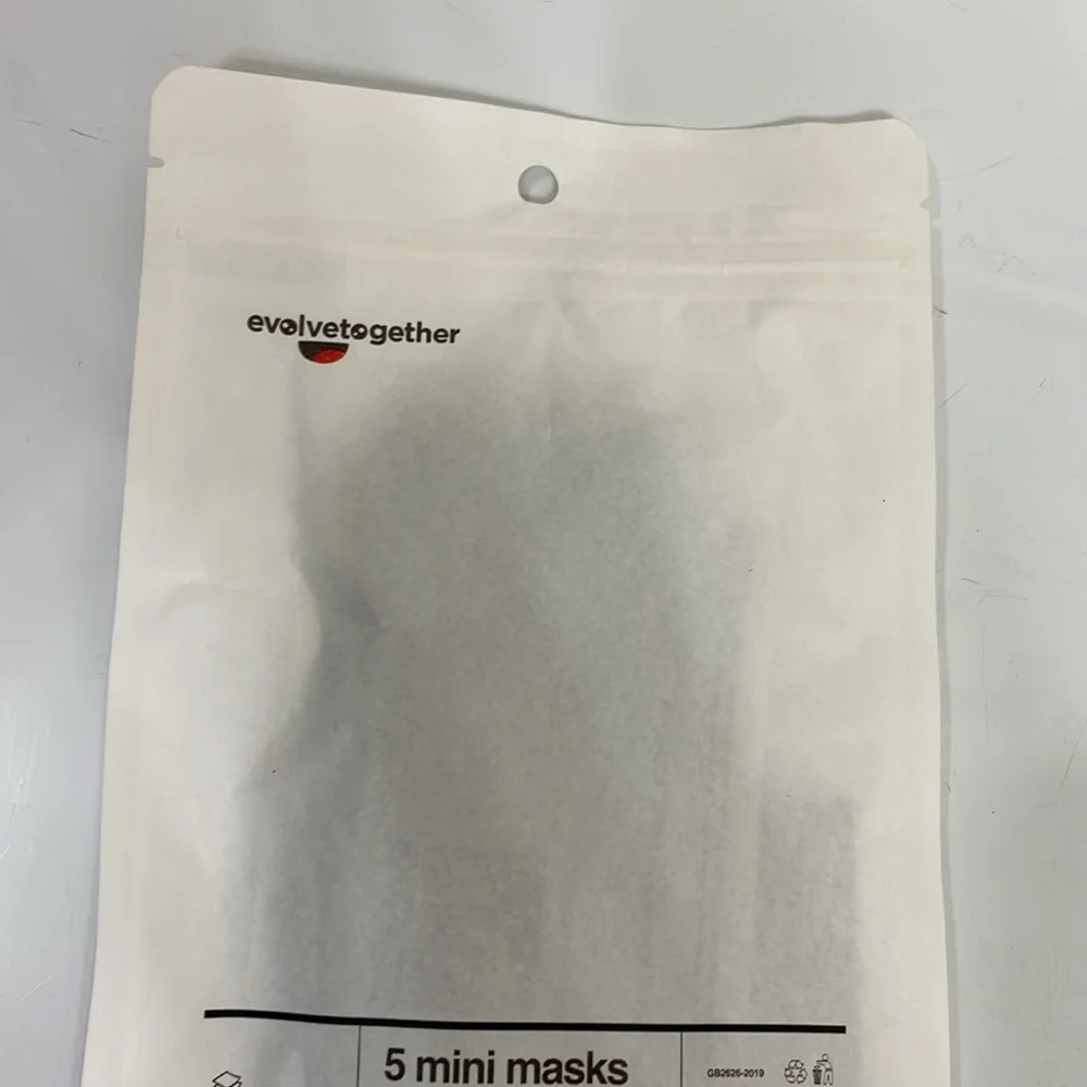 New!‎  Sealed!  Childrens size kn95 masks